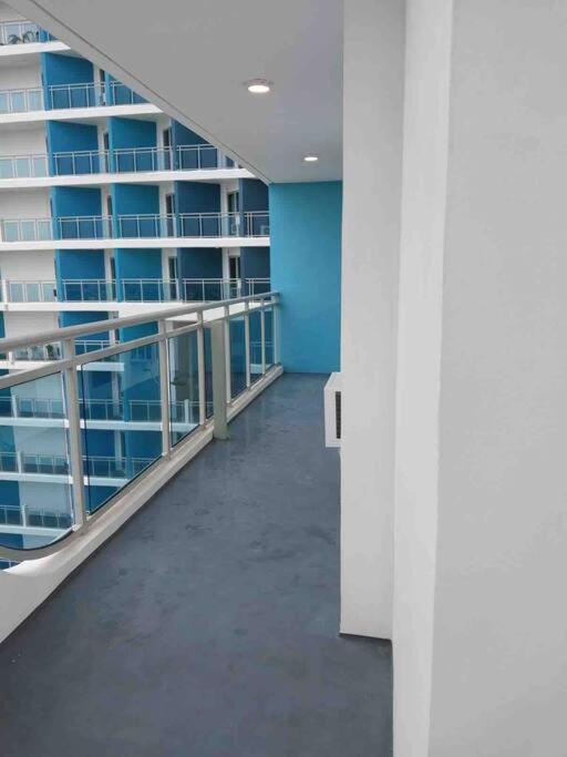 1Bedroom Unit At Azure North With Netflix Up To 6Pax ซานเฟอร์นานโด ภายนอก รูปภาพ
