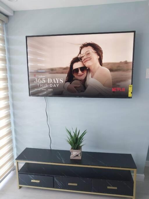 1Bedroom Unit At Azure North With Netflix Up To 6Pax ซานเฟอร์นานโด ภายนอก รูปภาพ